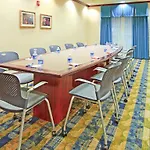 Holiday Inn Express Hotel And Suites Dfw-Grapevine By Ihg 