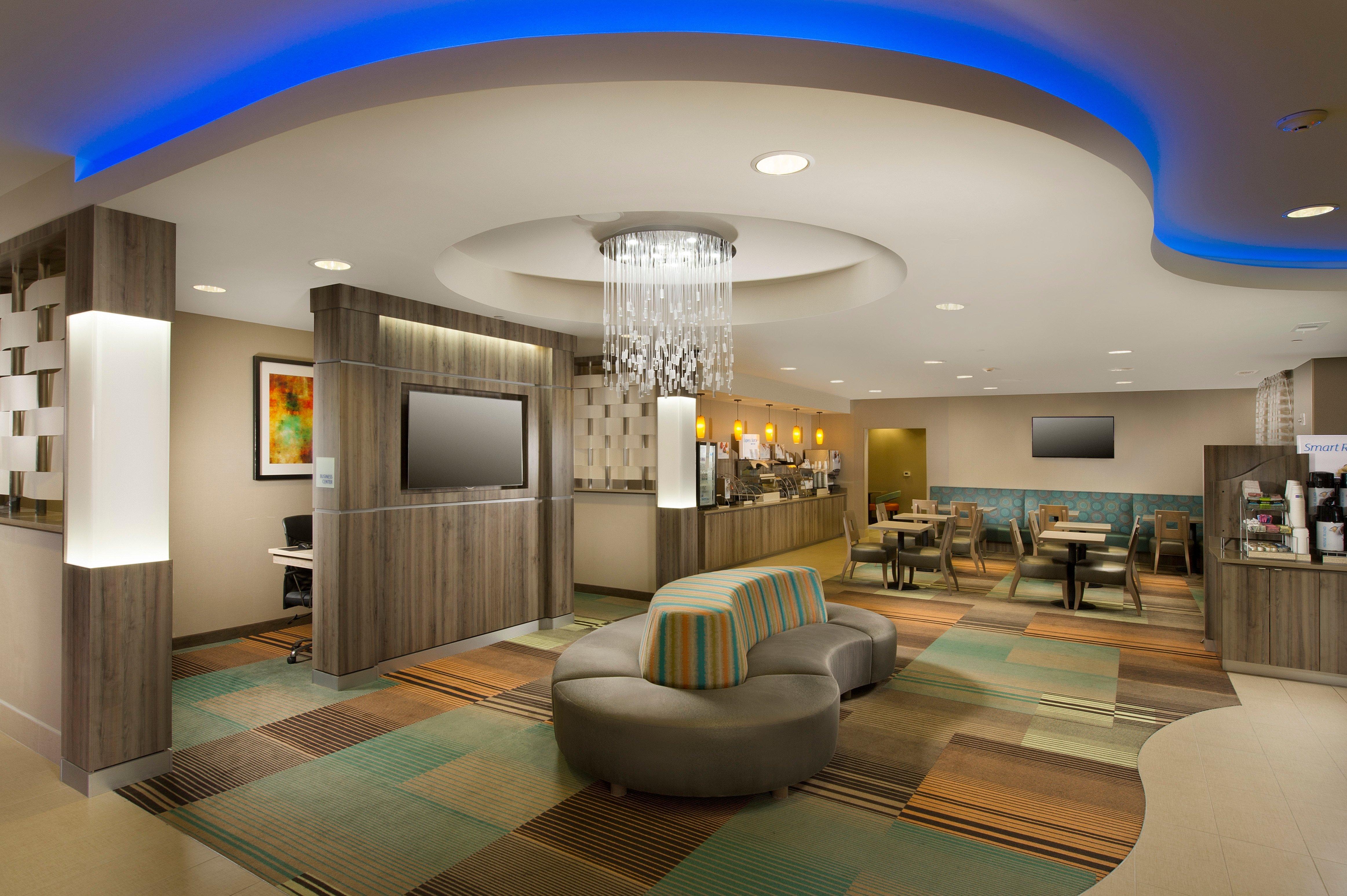 Hotel Holiday Express And Dfw-grapevine By Ihg